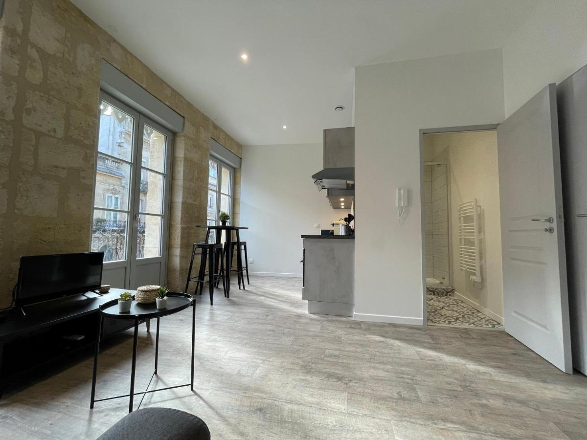 Magnifique Appartement Pour 2 Avec Climatisation Et Belle Pierre Bordelaise บอร์โด ภายนอก รูปภาพ