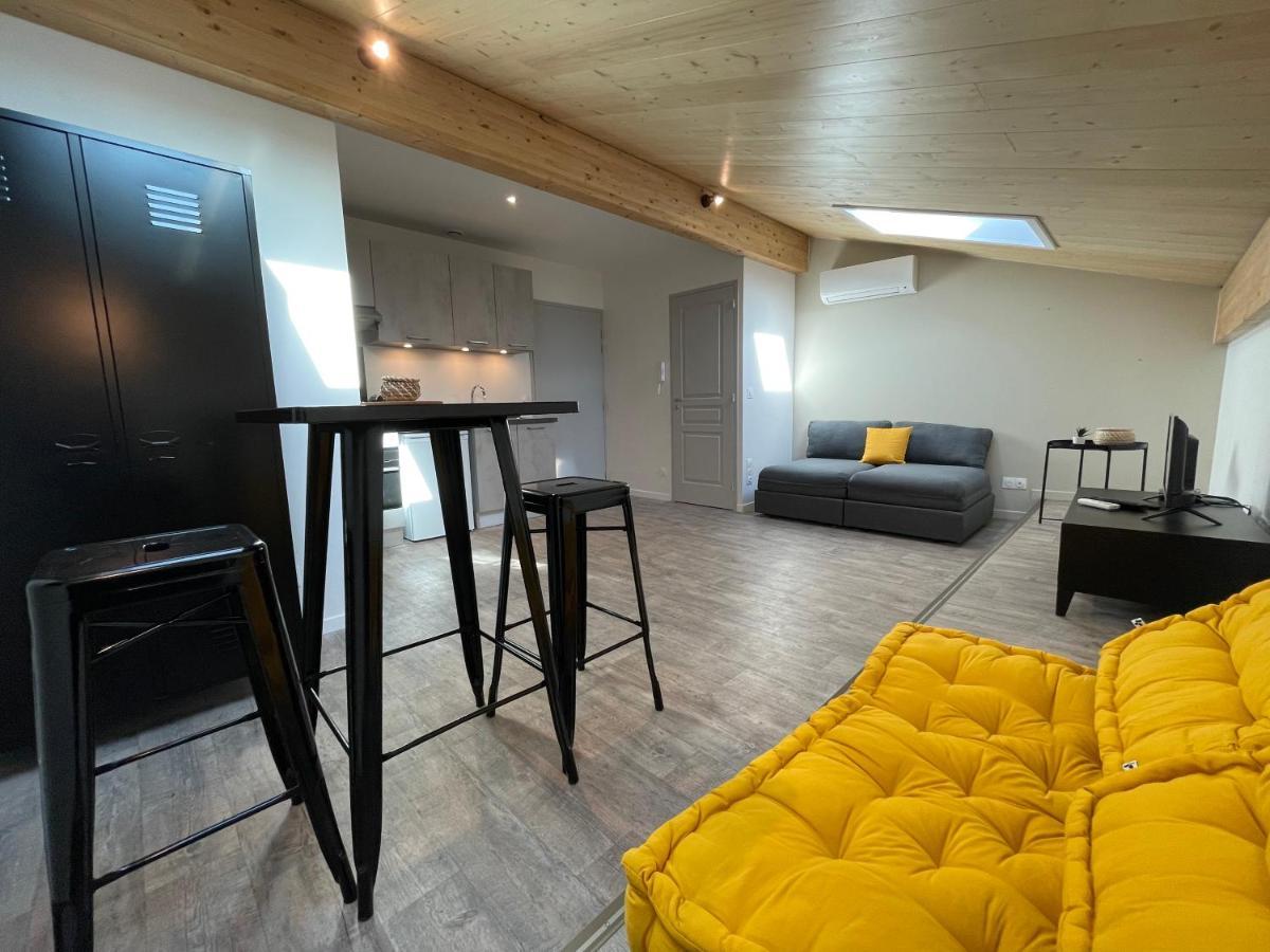 Magnifique Appartement Pour 2 Avec Climatisation Et Belle Pierre Bordelaise บอร์โด ภายนอก รูปภาพ